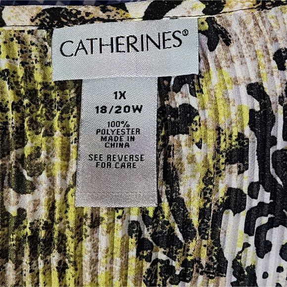 Catherines Green black and white pleated jeweled tunic plus size 18 20 1X - Picture 5 of 7